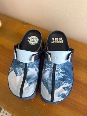 CROCS Kids Blue Patterned Strap Clog